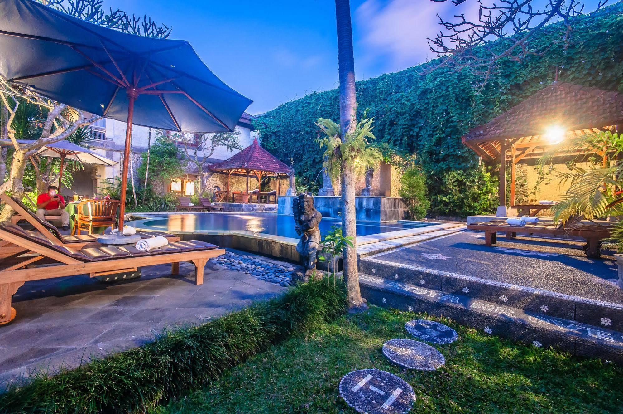Sahadewa & Resort 4*